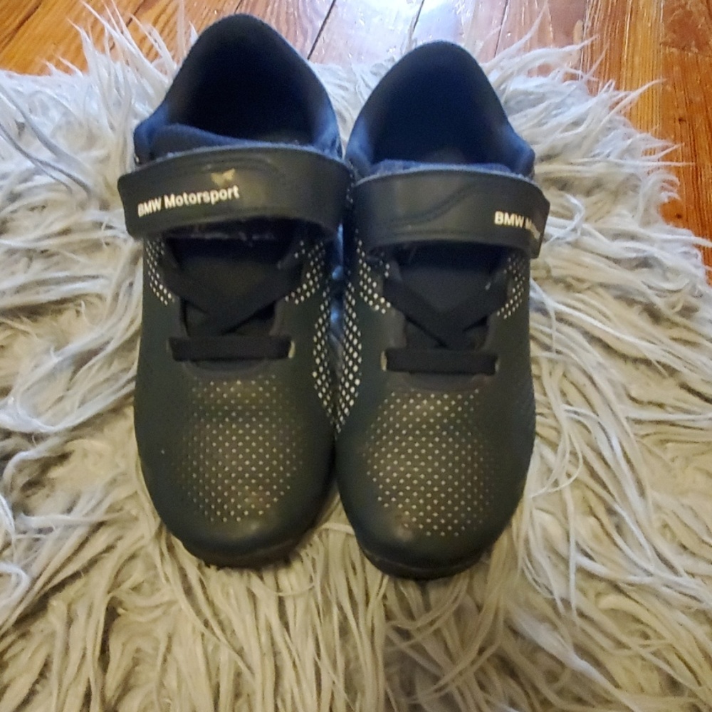 Puma Sneakers